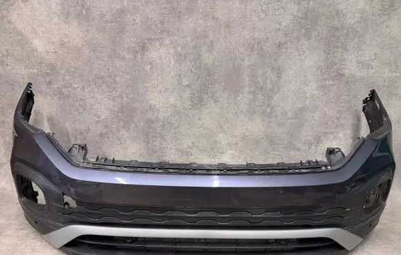Volkswagen T-Roc Front bumper 2G1807221A