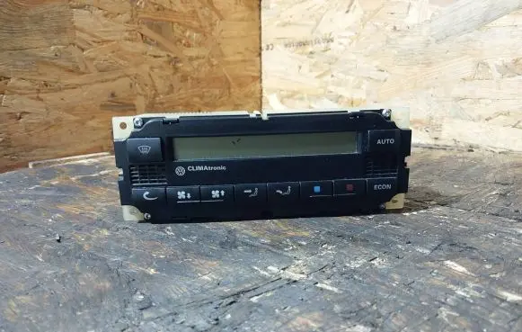 Volkswagen PASSAT B5 Climate control unit 3B1907044A 5HB00761702