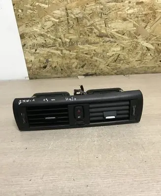 BMW 1 F20 F21 Dash center air vent grill 920714811