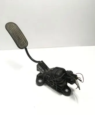 Toyota Hilux (AN10, AN20, AN30) Accelerator throttle pedal 781200K010 VN1988003140