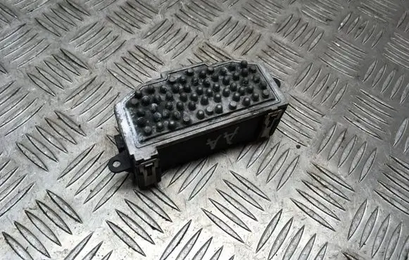 Volkswagen Tiguan Heater blower motor/fan resistor 3C0907521D