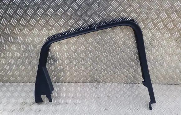 Other rear door trim element