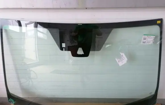 Toyota RAV 4 (XA40) Front windscreen/windshield window 00000000000000625