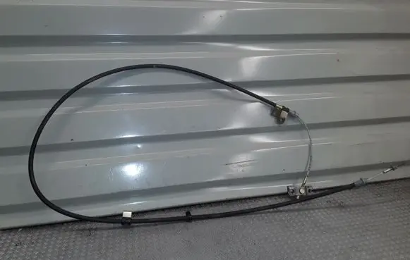 Handbrake/parking brake wiring cable