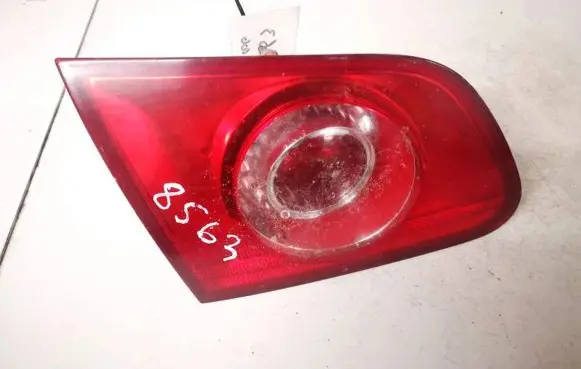 Volkswagen PASSAT B6 Tailgate rear/tail lights 3c9945093