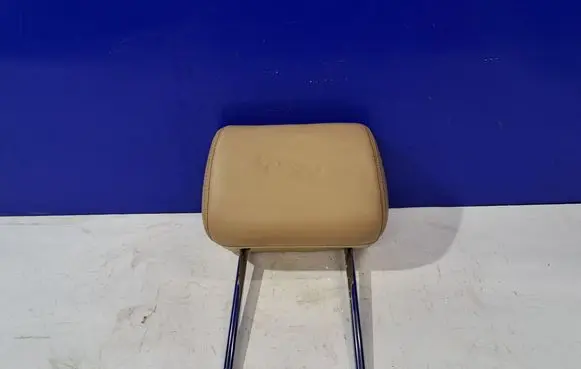 Jaguar XJ X351 Front seat headrest 