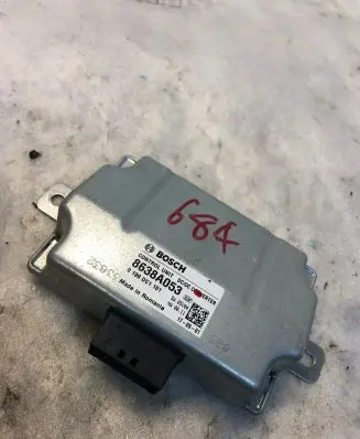 Mitsubishi Eclipse Cross Voltage converter/converter module 8638a053