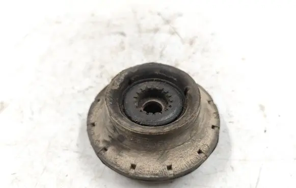 Volkswagen PASSAT B4 Coil spring mount 08619620