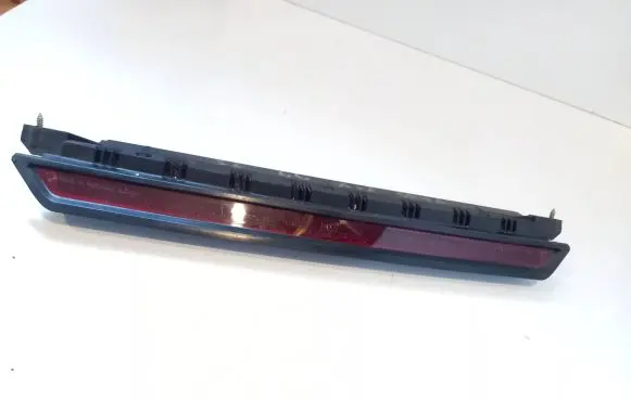 Volkswagen PASSAT B5 Third/center stoplight 3B9945097A