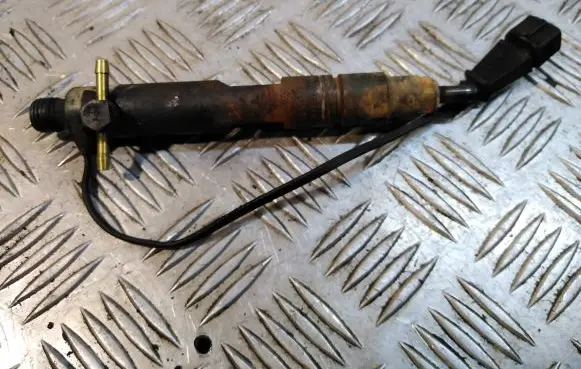 Volvo S80 Fuel injector 074130203A 043219614