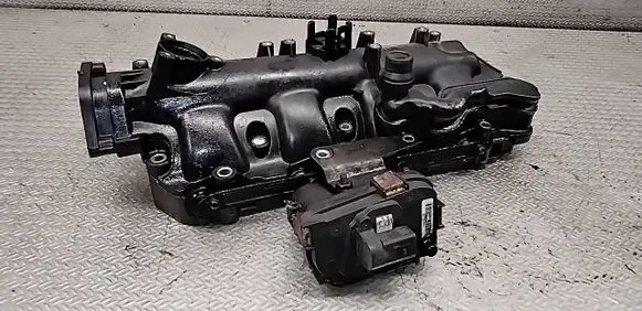 Opel Insignia A Intake manifold 55571993