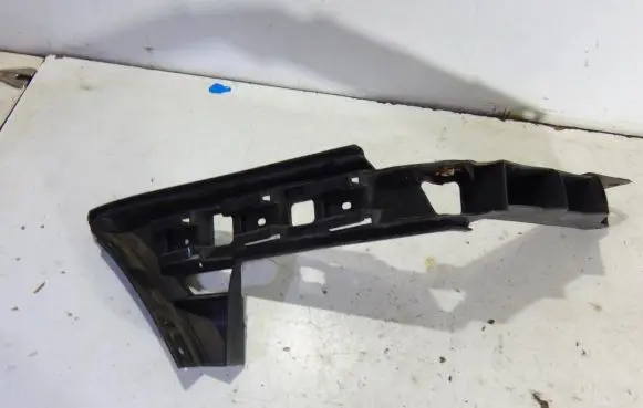 Volkswagen Crafter Rear bumper mounting bracket 1T0897375