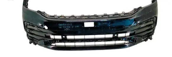 Volkswagen Tiguan Front bumper 5NA807221D