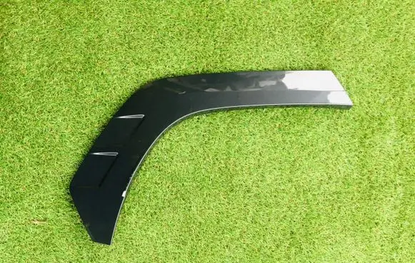 Hyundai Tucson IV NX4 Front arch trim N7CA0