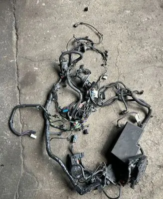Ford Mondeo MK V Engine installation wiring loom AV6T14K733FEB