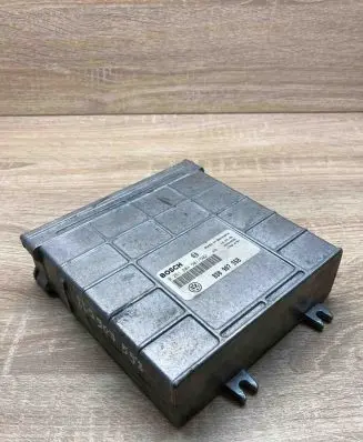 Volkswagen PASSAT B5 Engine control unit/module ECU 8D0907558 0261204501 502