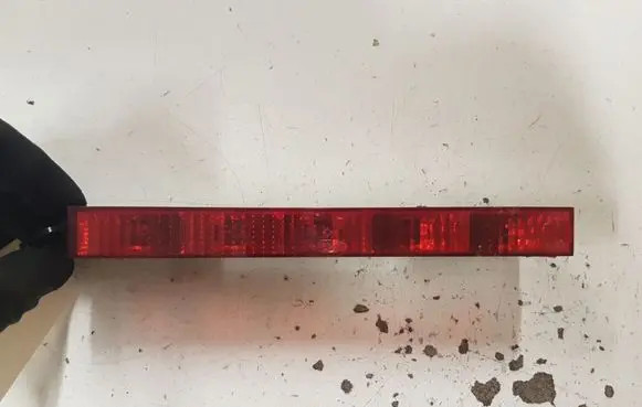 Ford Focus Third/center stoplight 1S7113A613AE