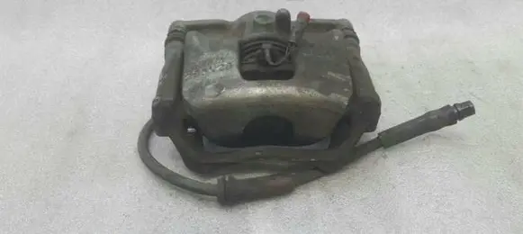 Mercedes-Benz A W176 Front brake caliper A0004216881