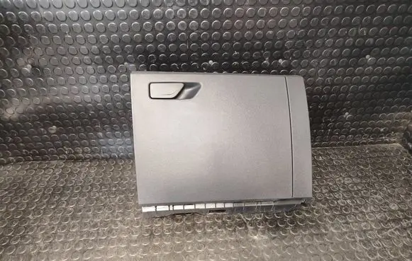 Skoda Kamiq Glove box 655857097A
