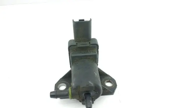 Volvo S60 Vacuum valve 9688124580