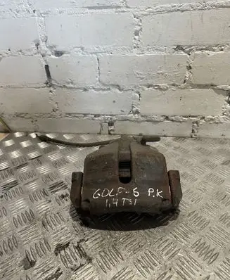 Volkswagen Golf VI Front brake caliper