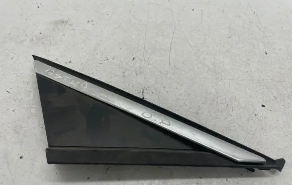 Fender end trim