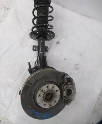 Peugeot 5008 II Front wheel hub spindle knuckle 9819718680