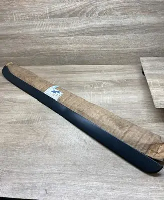 Ford Mondeo MK II Windshield trim 1036445 93BBF03195AH