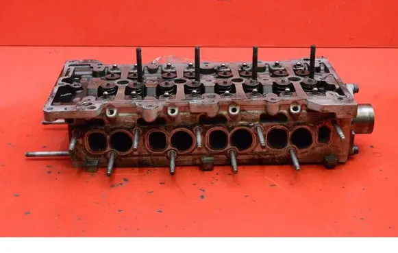 Opel Insignia A Engine head 55571949