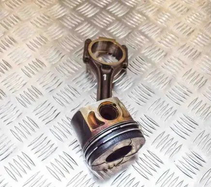 Audi A3 S3 8P Piston 038198401E 03G107065