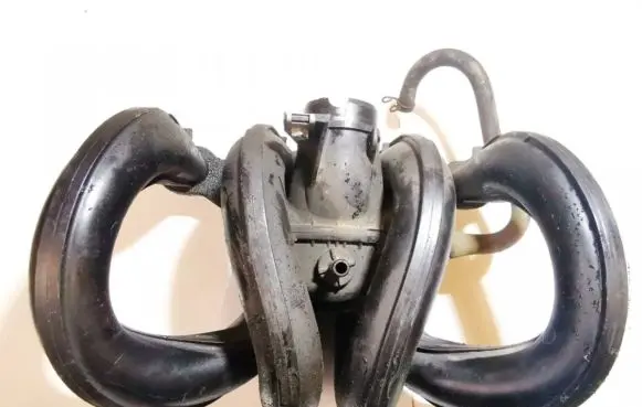 Toyota Yaris Intake manifold