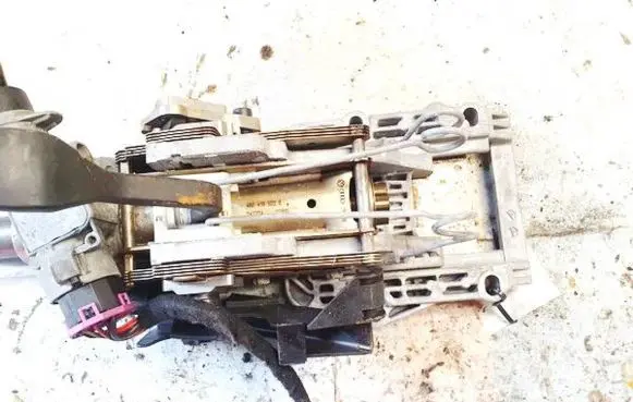 Audi A6 S6 C5 4B Steering wheel axle 4b0419502e 24722402310