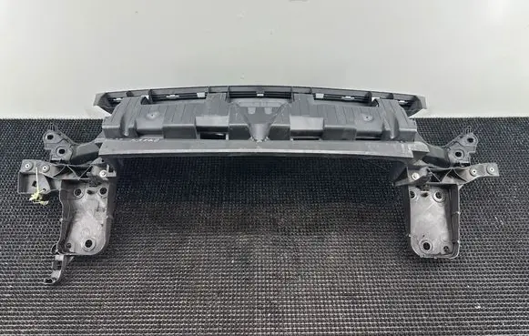 Renault Kangoo II Top upper radiator support slam panel 8201130847 2000354N00