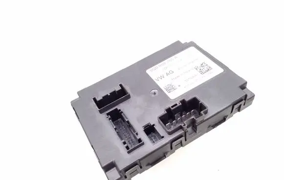 Skoda Octavia Mk3 (5E) Seat control module 5Q0959760A