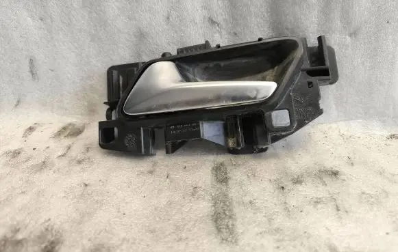Peugeot 2008 II Rear door interior handle 98201553