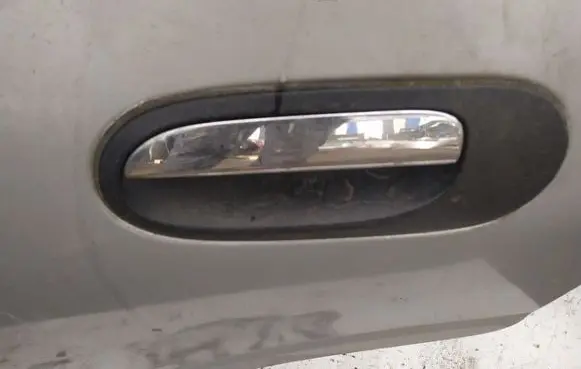 Nissan Almera N16 Front door exterior handle