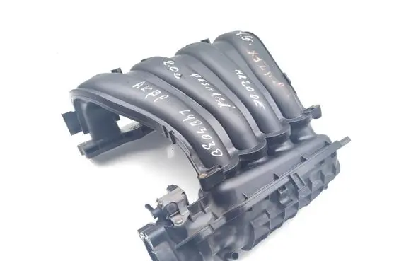 Nissan Qashqai Intake manifold K5T46695