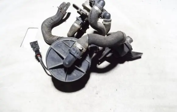 Audi A6 S6 C6 4F Secondary air pump 07L959253E 06A131101B 07L131837