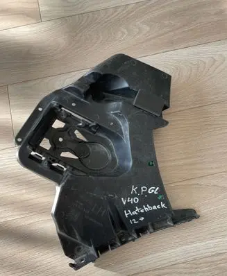 Volvo V40 Front bumper mounting bracket 31395103