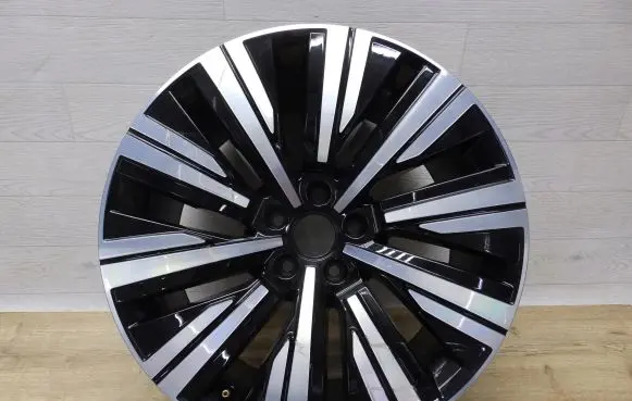 Volkswagen Touareg III R19 alloy rim 