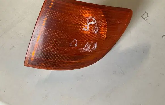 Front indicator light