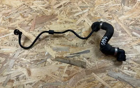 Mercedes-Benz GLC X253 C253 Engine coolant pipe/hose A2535012500