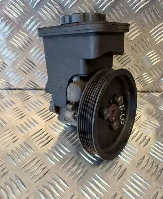 BMW 5 E60 E61 Power steering pump 7693974101 6760956010