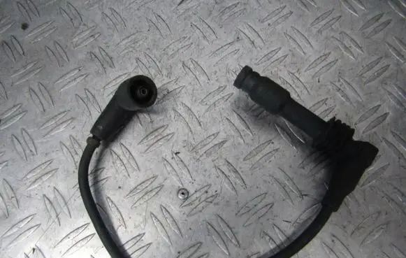 Opel Vectra A Ignition plug leads 0300302102