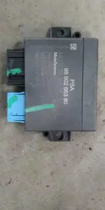 Peugeot 5008 Parking PDC control unit/module 9800266380