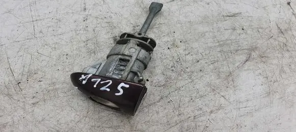 Hyundai Sonata Front door lock (next to the handle) NOCODE
