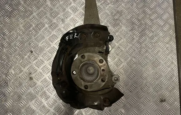 BMW 5 F10 F11 Front wheel hub