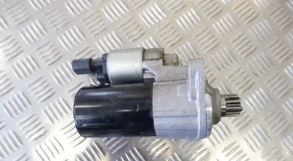 Volkswagen PASSAT CC Starter motor 0001121435 02E911023S