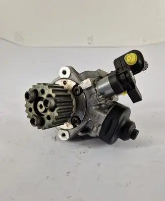 Volkswagen Golf Plus Fuel injection high pressure pump 0445010507