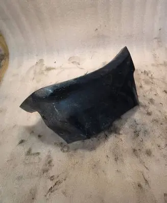 Mitsubishi Pajero Fender end trim MR438733